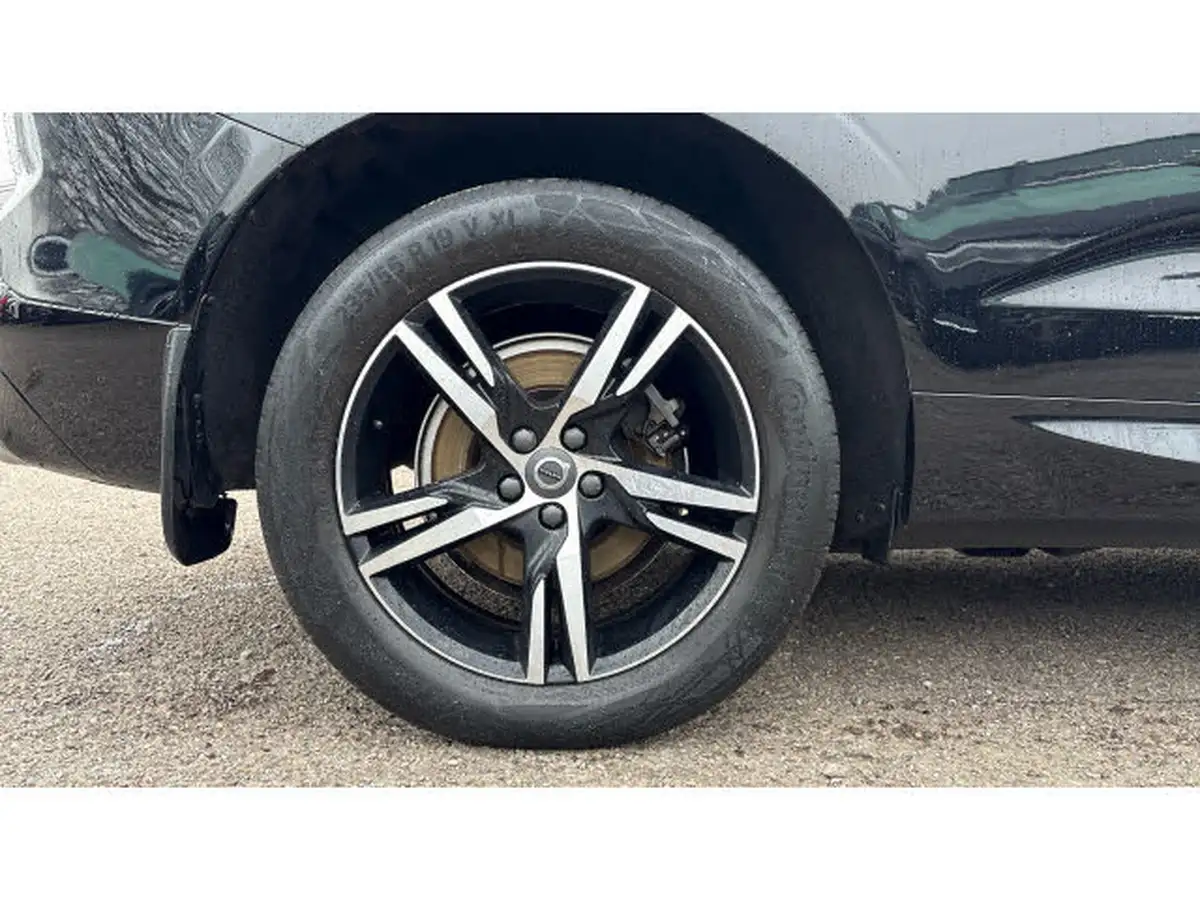 2020-volvo-xc60-20-b5-r-design-big-6