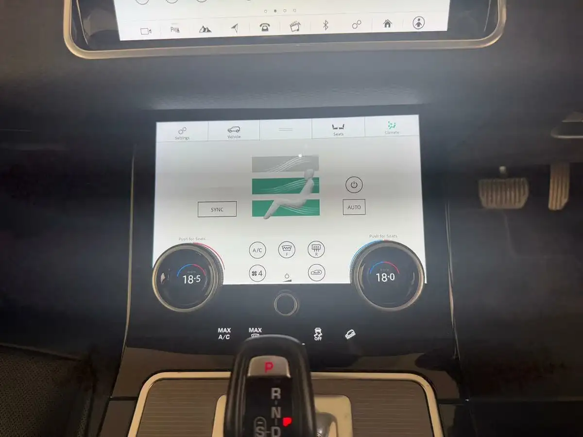 2019-land-rover-range-rover-evoque-20-p200-s-big-37
