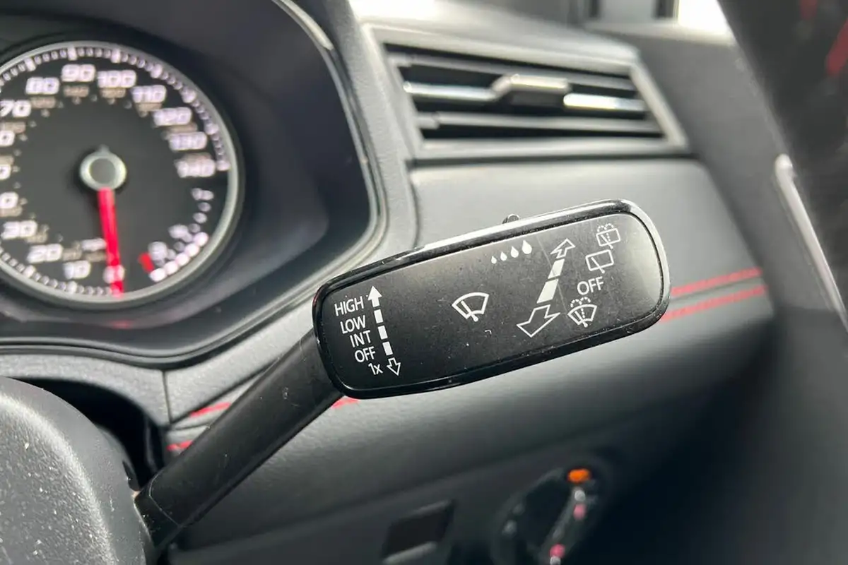 2020-seat-ibiza-10-tsi-fr-95ps-big-18