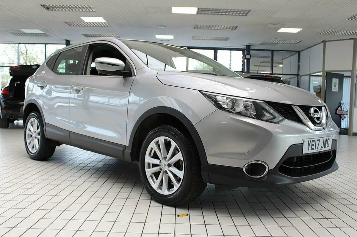 2017-nissan-qashqai-15dci-acenta-smart-vision-packtech-pack-big-7