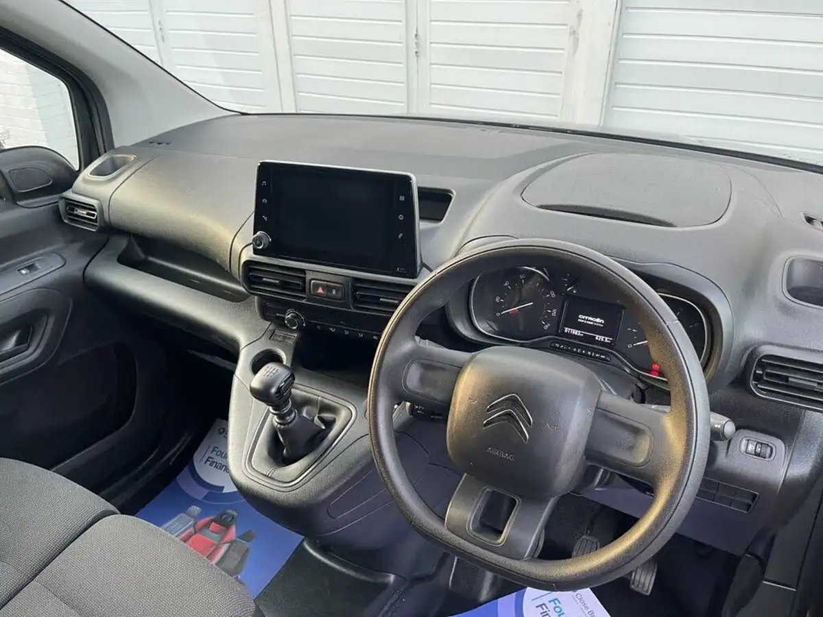 2024-citroen-berlingo-15-bluehdi-1000-enterprise-edition-100pseu6d-big-12