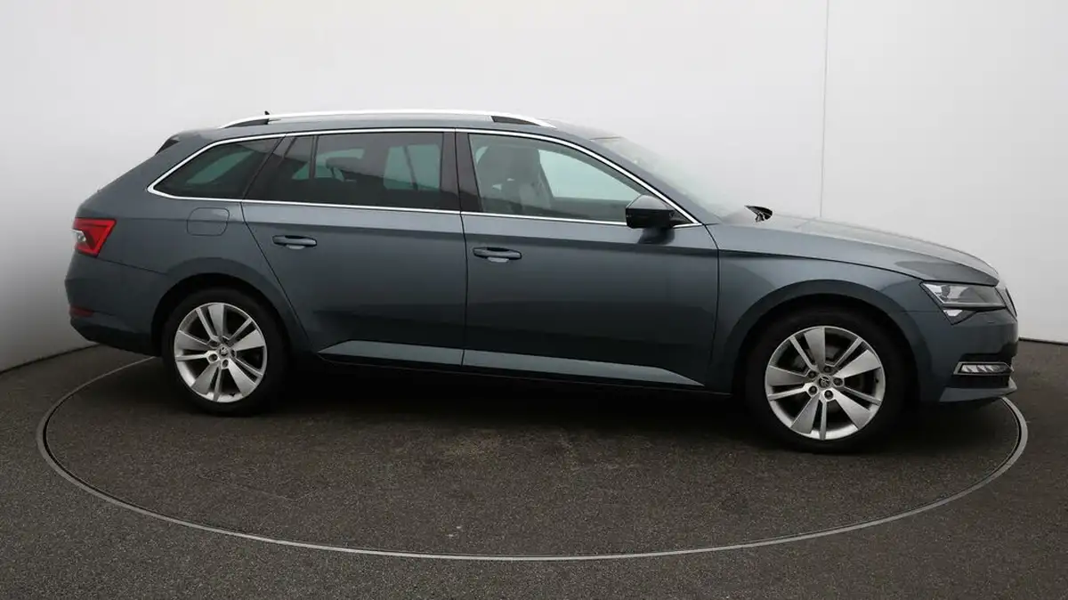 2021-skoda-superb-20tdi-se-l-150ps-estate-dsg-big-40
