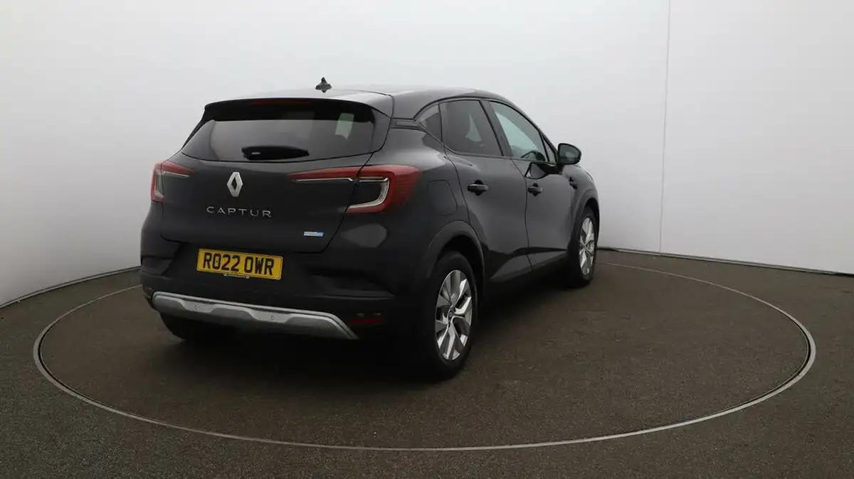 2022-renault-captur-16-iconic-edition-big-46