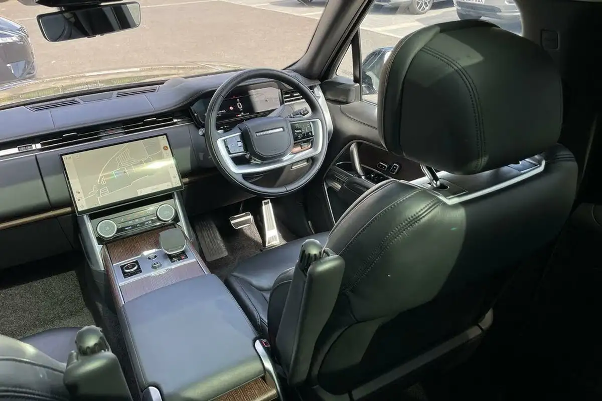 2022-land-rover-range-rover-44-p530-autobiography-lwb-big-54