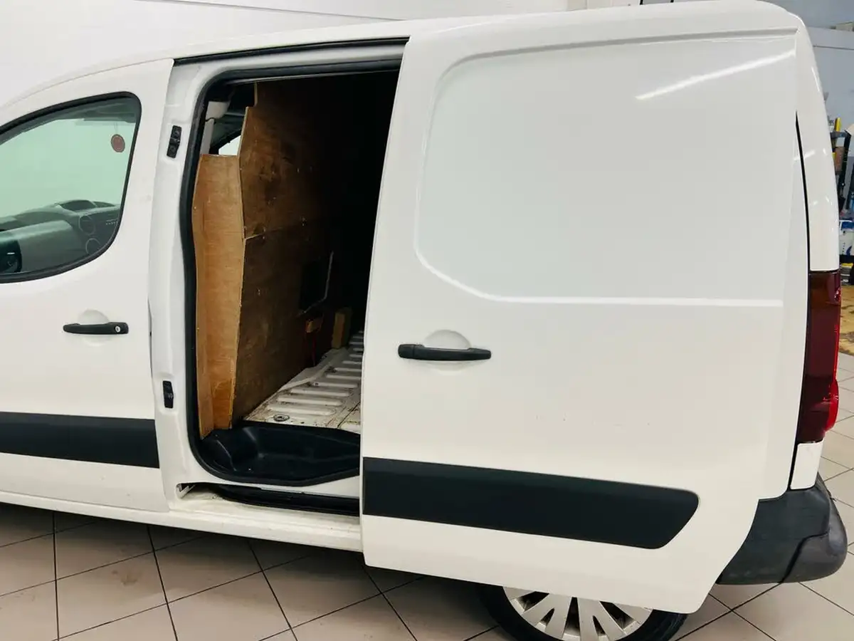 2013-citroen-berlingo-16td-l1625-enterprise-special-edition-panel-big-4