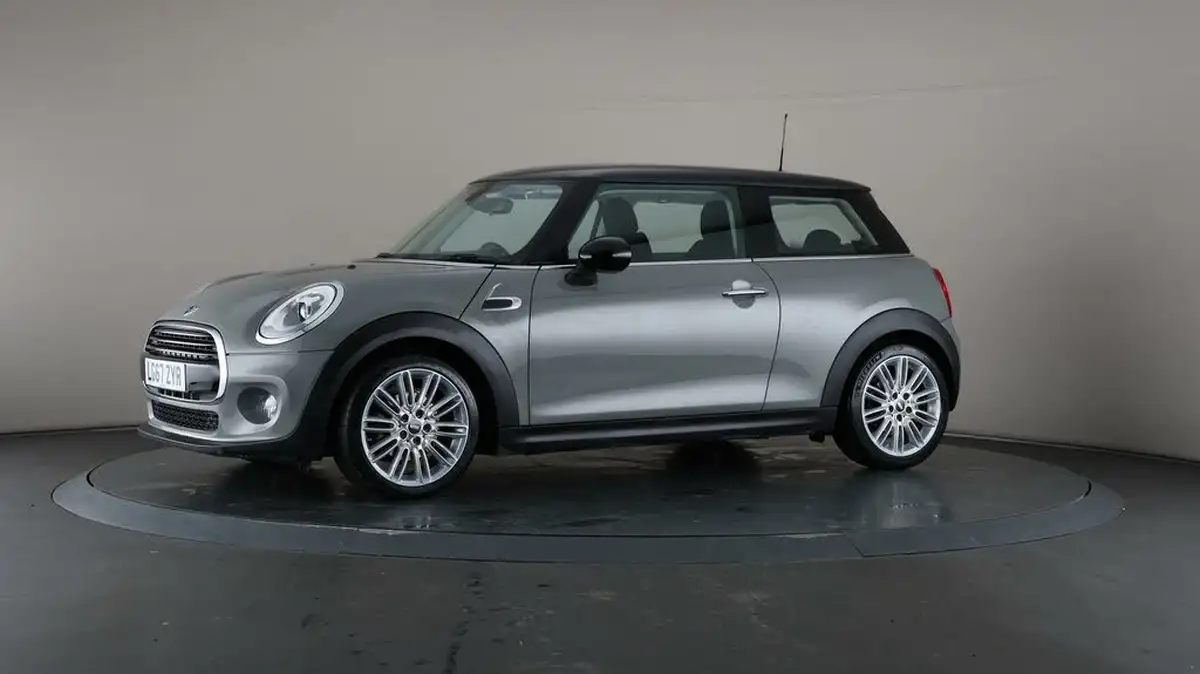 2017-mini-cooper-15-cooper-ss-hatchback-3d-auto-big-31