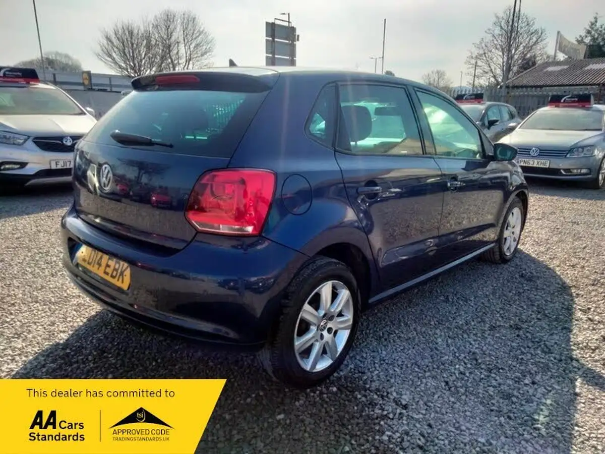 2014-volkswagen-polo-12-match-edition-60ps-5d-big-9
