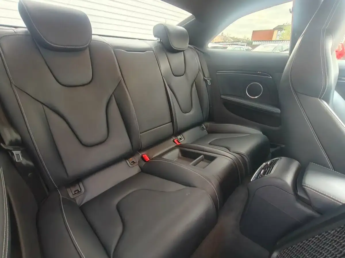 2014-audi-s5-30-black-edition-tfsi-big-33