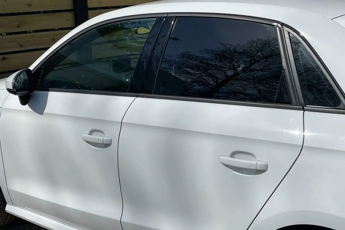 2017-audi-a1-14-tfsi-s-line-125ps-sportback-5d-big-12