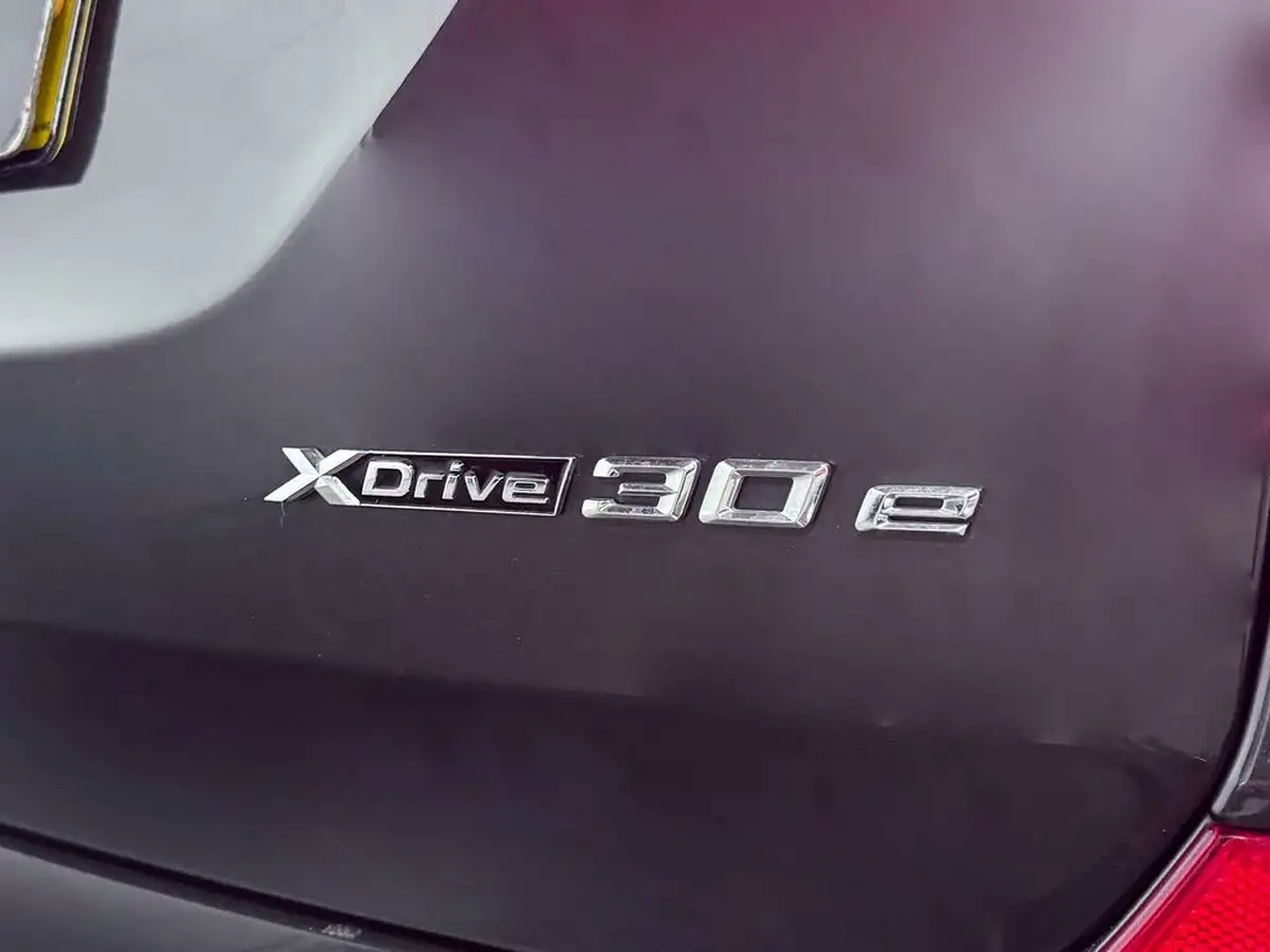 2020-bmw-x3-20-xdrive-30e-m-sport-big-14