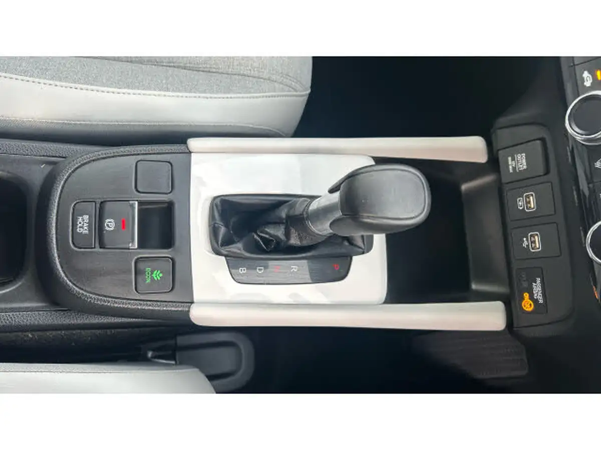 2021-honda-jazz-15-i-mmd-ex-107ps-big-23