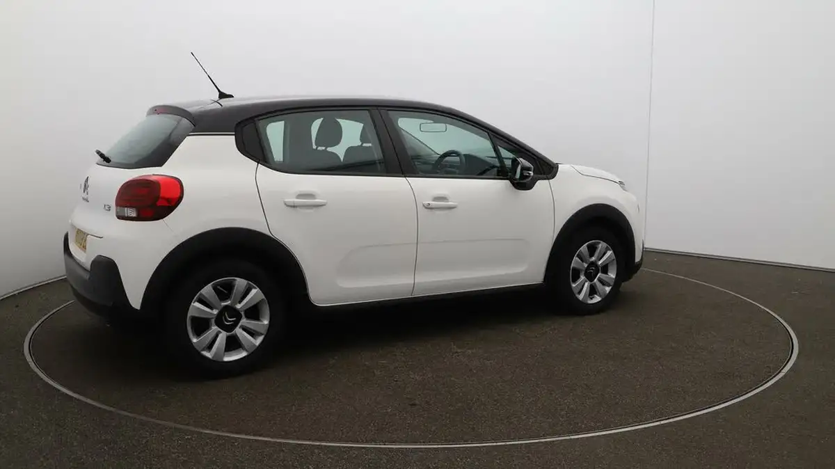 2018-citroen-c3-12-puretech-feel-82ps-big-43