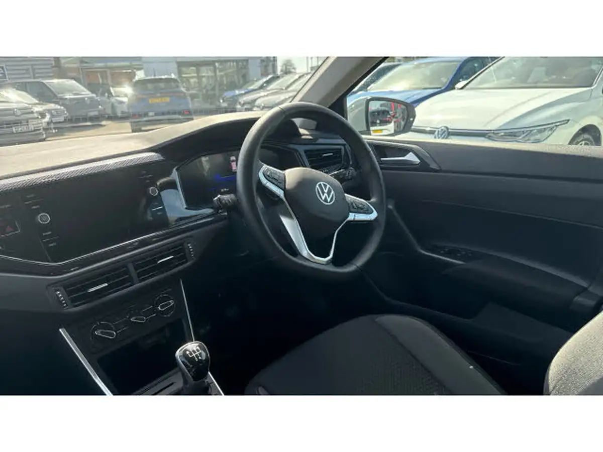 2024-volkswagen-polo-10-tsi-match-big-8