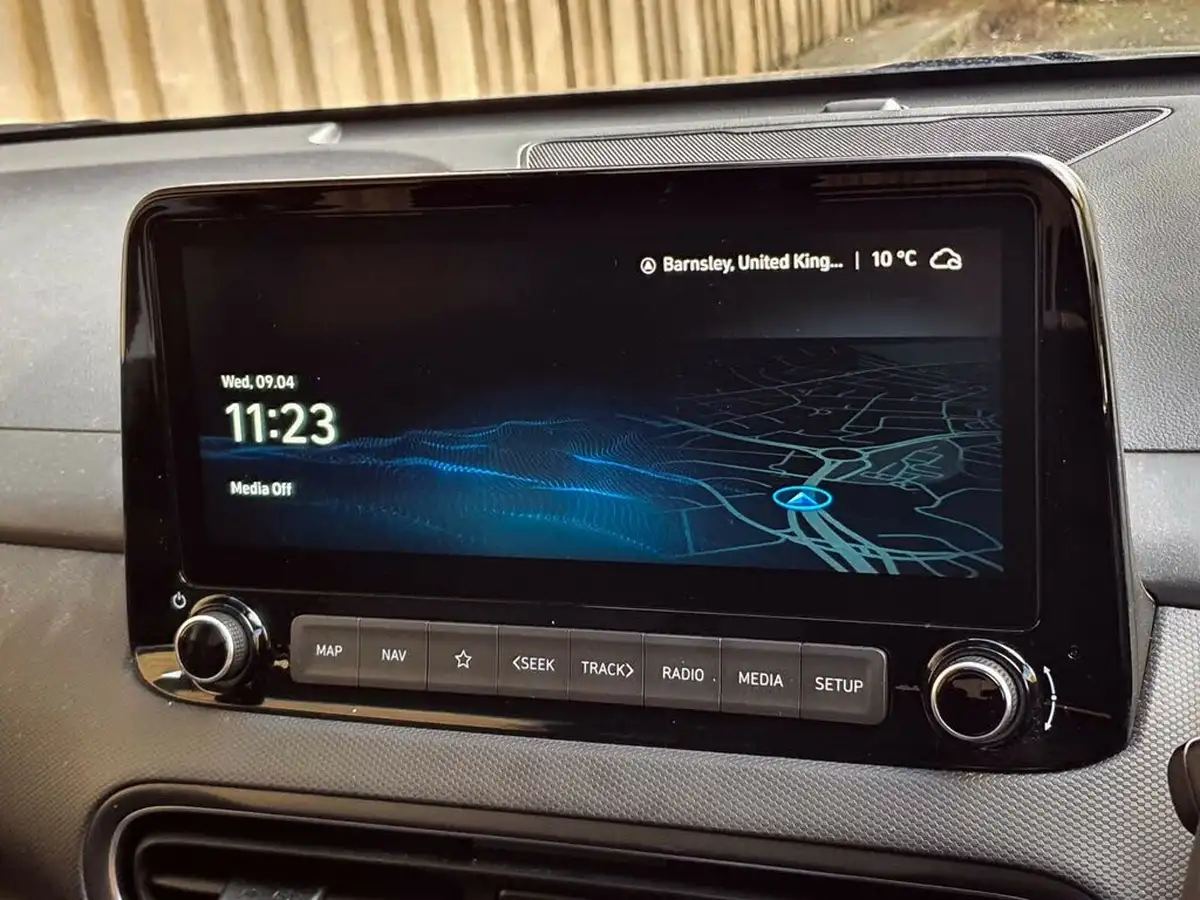 2022-hyundai-kona-16-gdi-premium-big-26