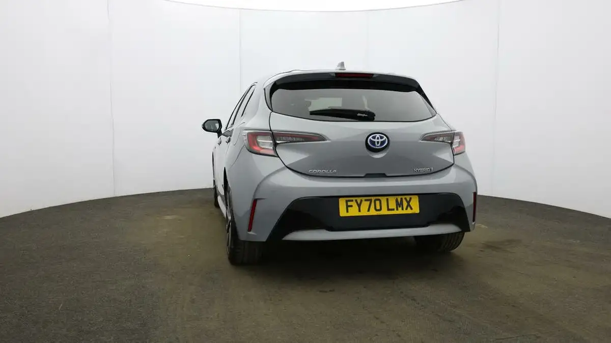 2020-toyota-corolla-18-vvt-i-excel-trk-hatchback-big-55