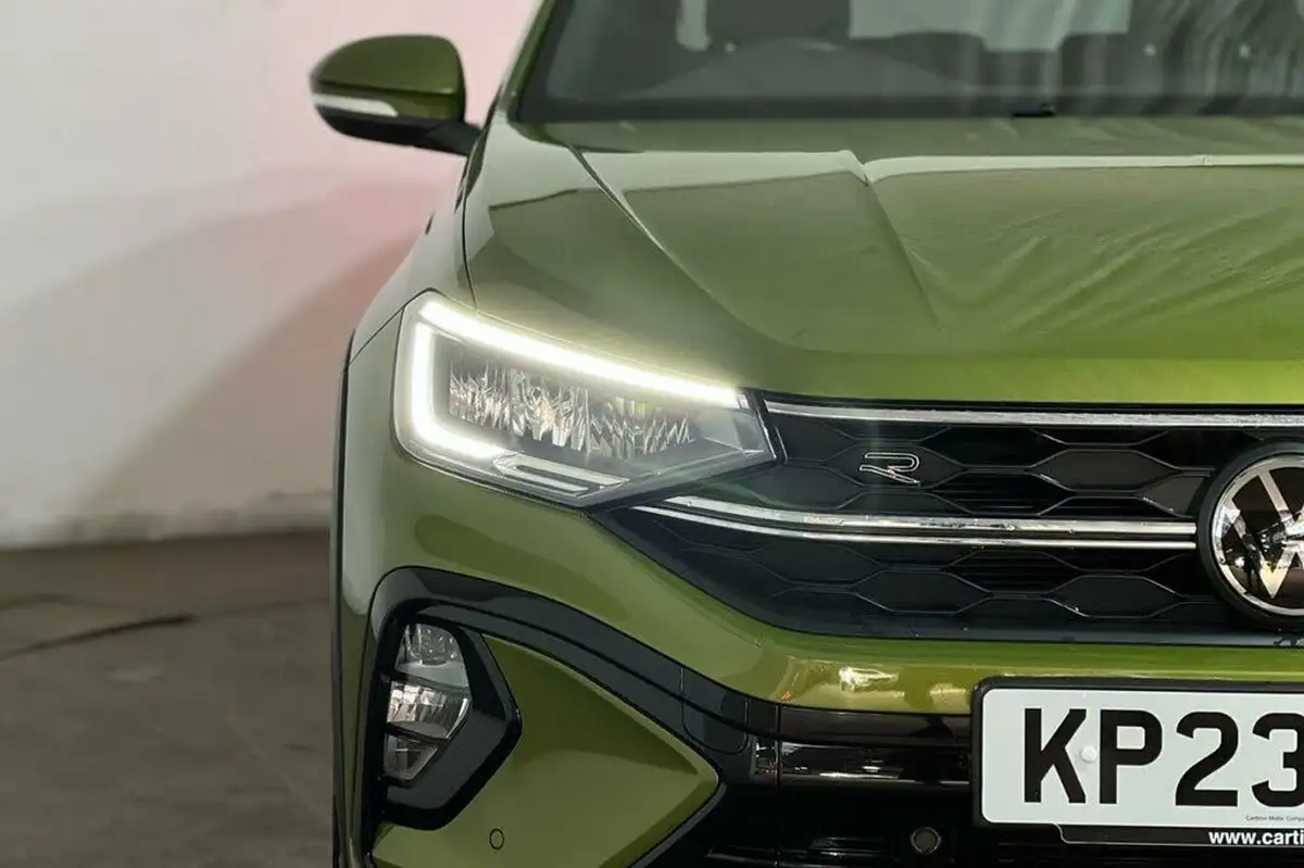 2023-volkswagen-taigo-10-tsi-r-line-big-12