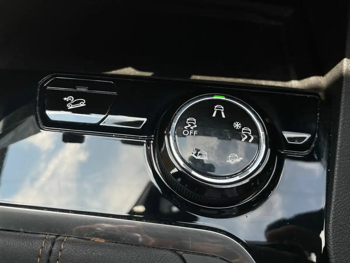 2020-peugeot-5008-suv-15-bluehdi-gt-line-big-27