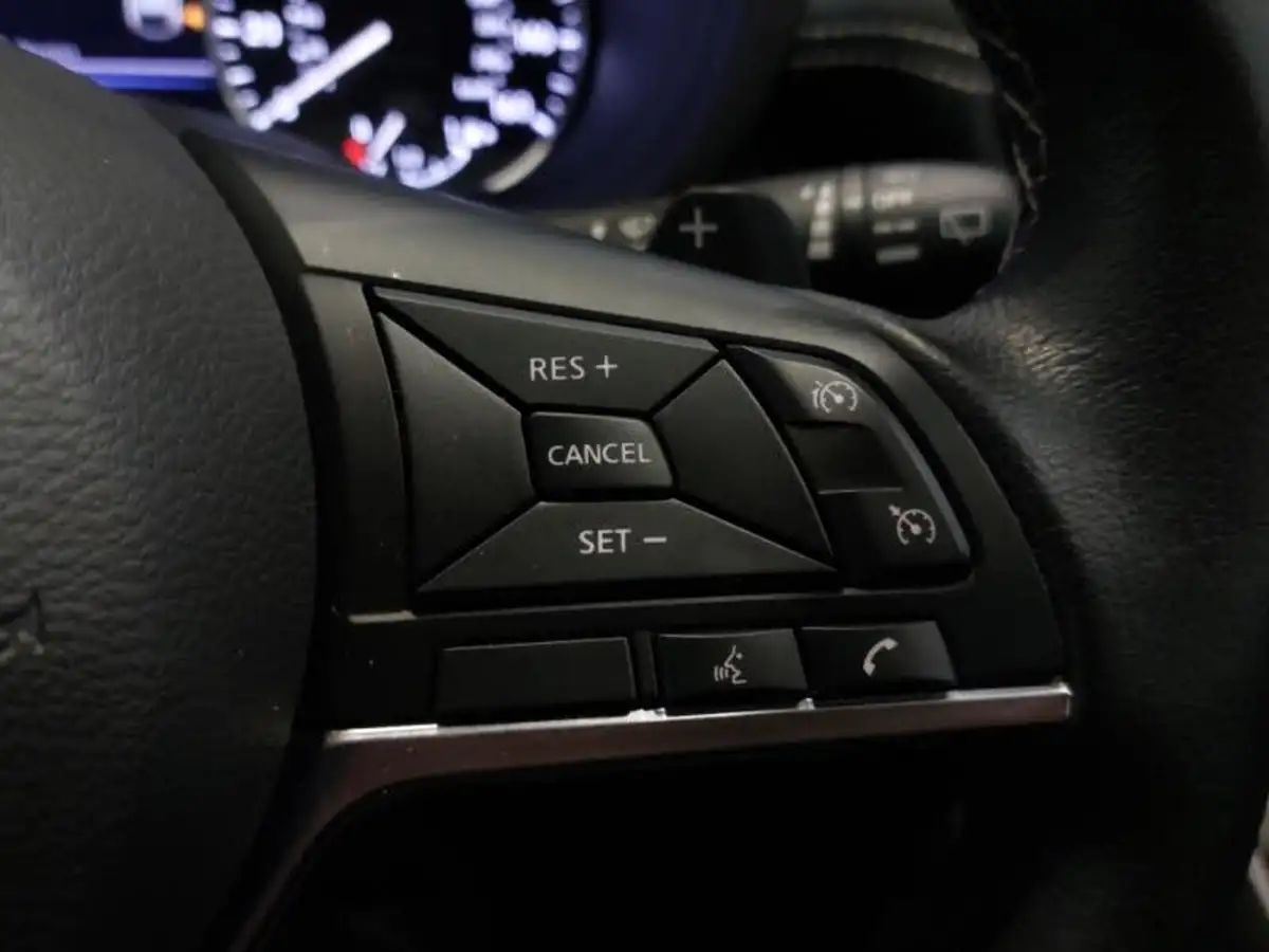 2020-nissan-juke-10-dig-t-n-connecta-117ps-dct-big-16