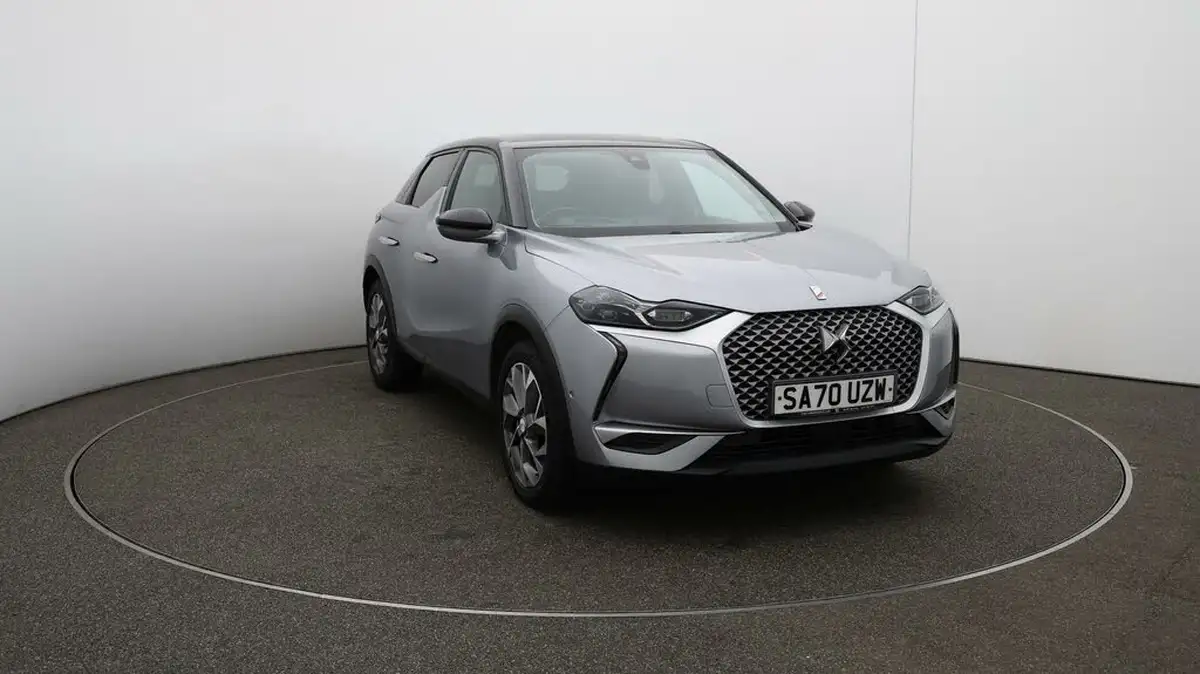 2020-ds-ds-3-crossback-e-tense-ultra-prestige-big-41