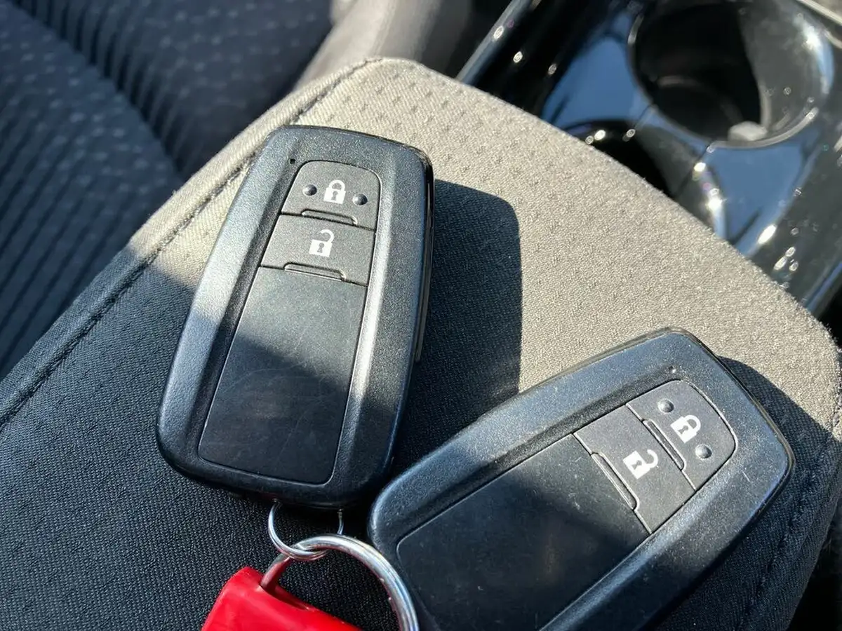 2017-toyota-prius-18-vvt-i-business-edition-trk-big-59