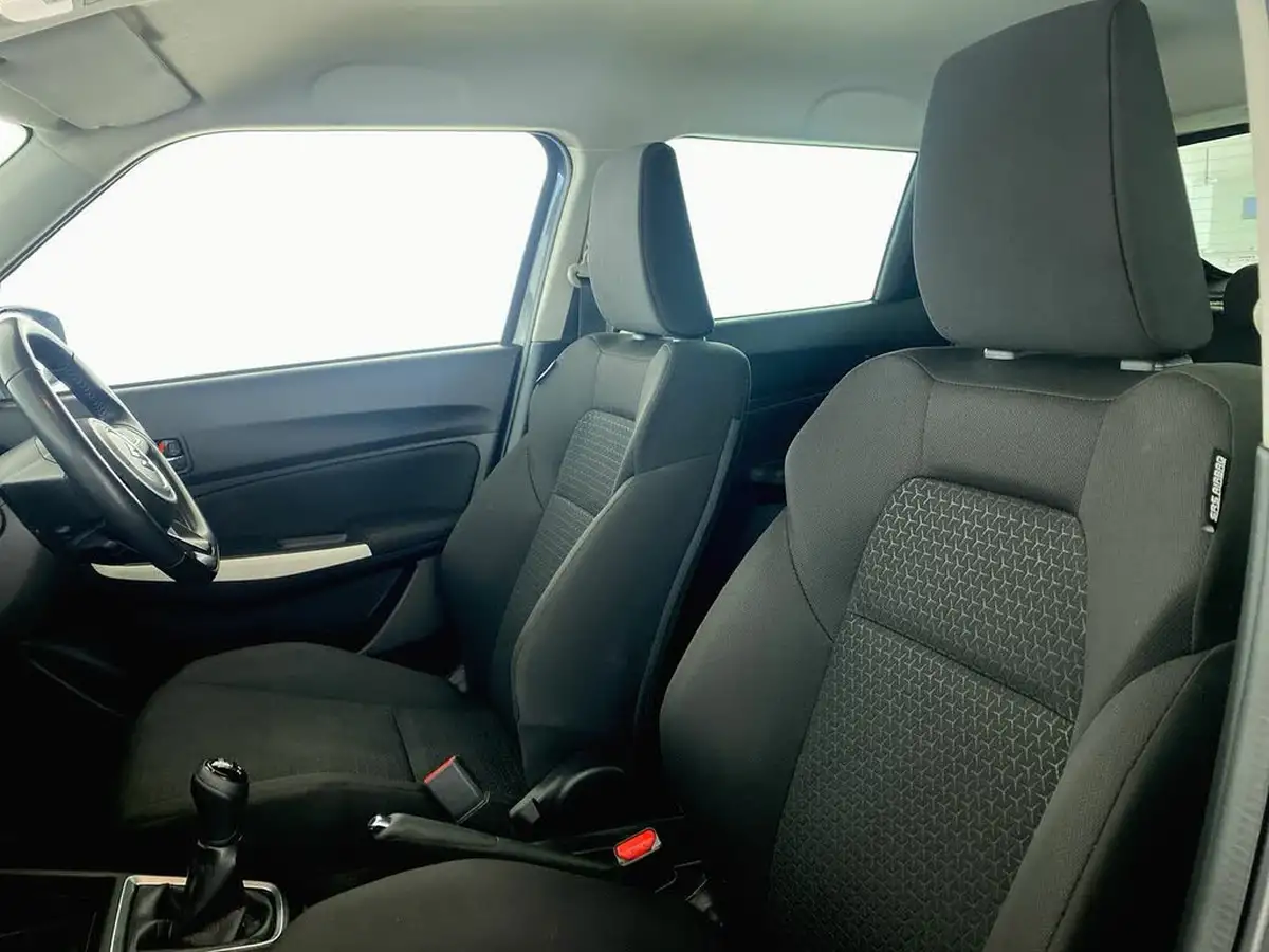 2021-suzuki-swift-12-dualjet-sz-l-big-29