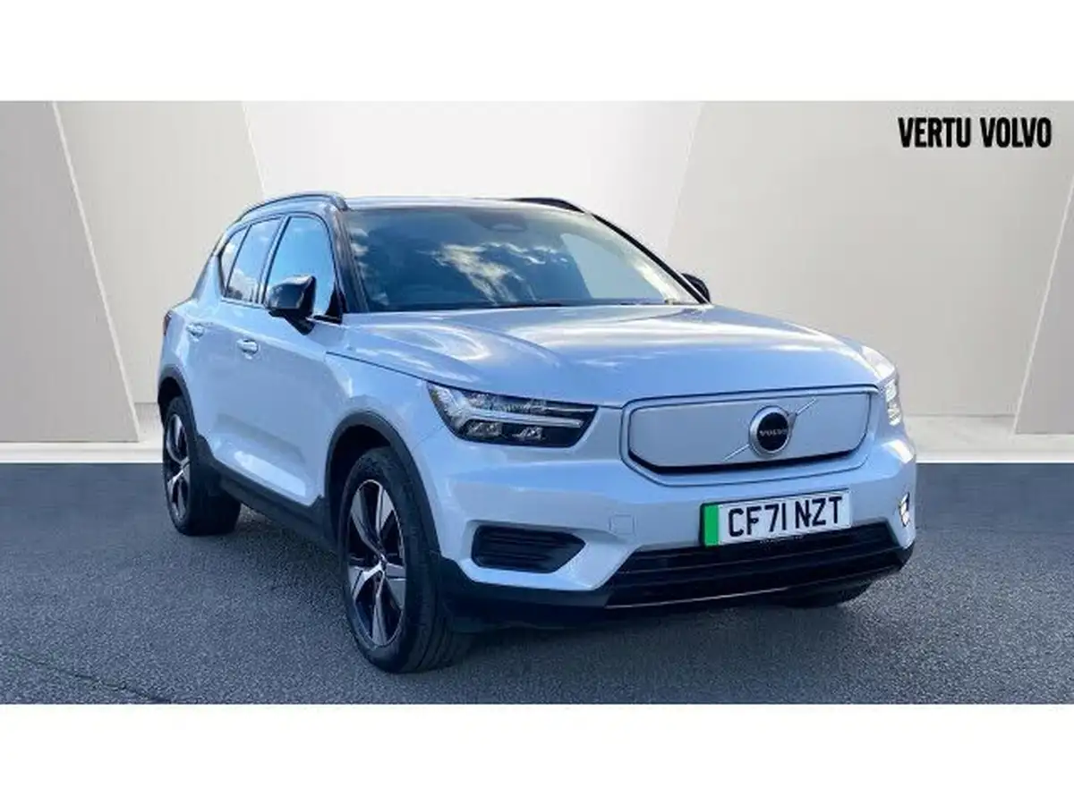2021-volvo-xc40-e-twin-recharge-big-0