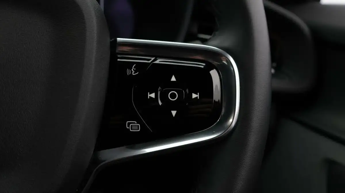 2022-polestar-polestar-2-e-ps2-165kw-standard-single-hatchback-big-23