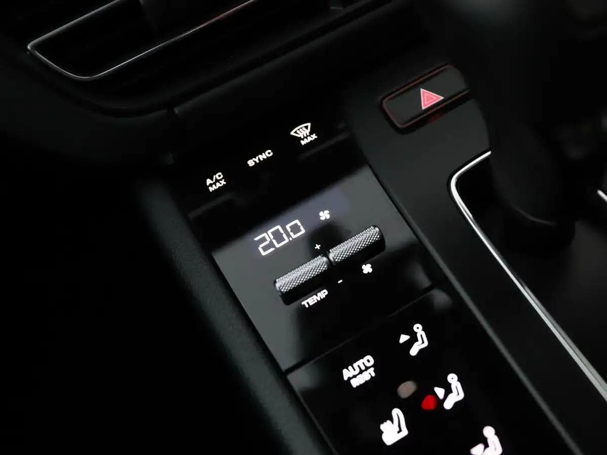 2024-porsche-macan-29-v6-s-big-30