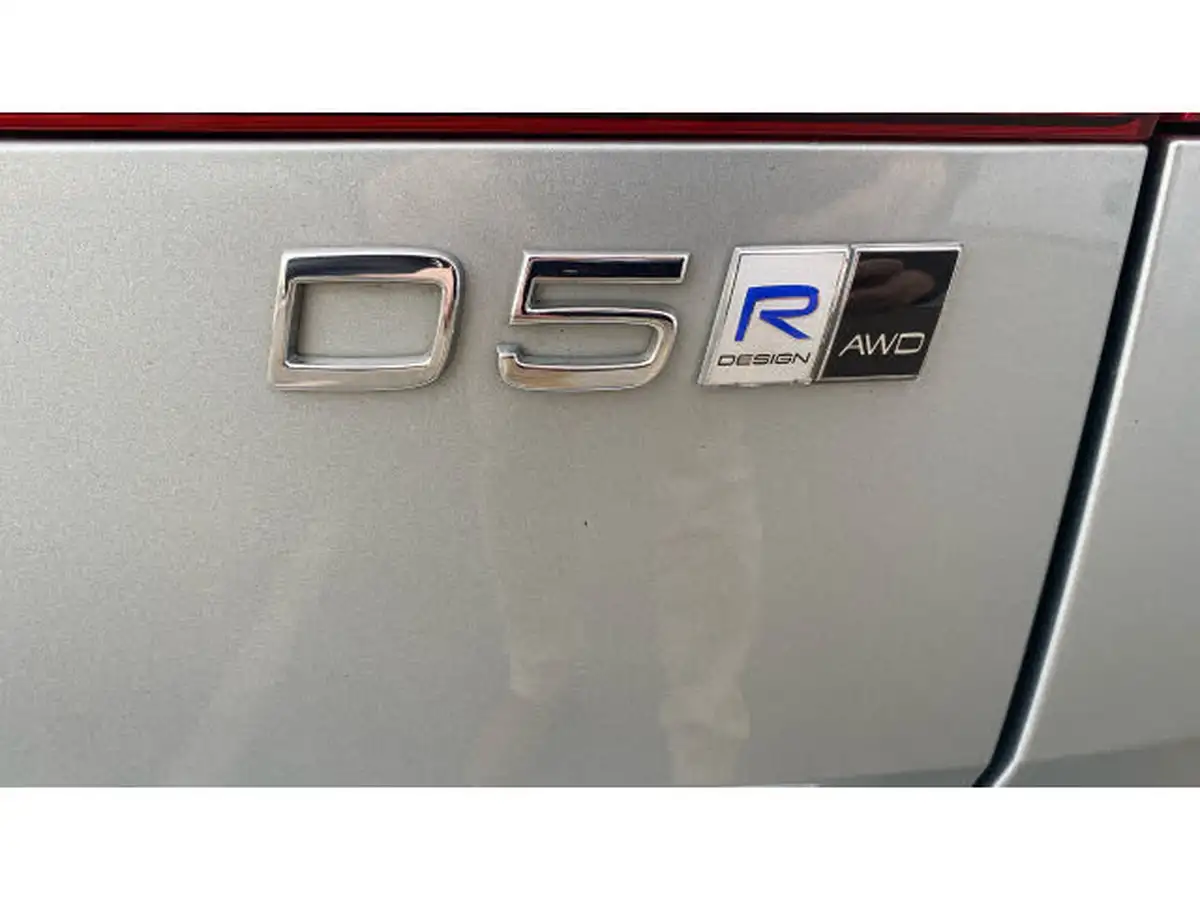 2019-volvo-xc60-20td-d5-r-design-pro-powerpulse-big-40