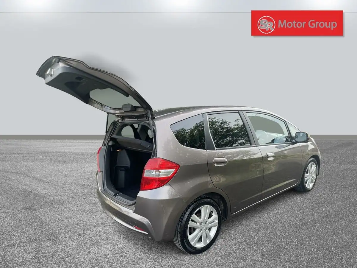 2012-honda-jazz-14-ex-big-16