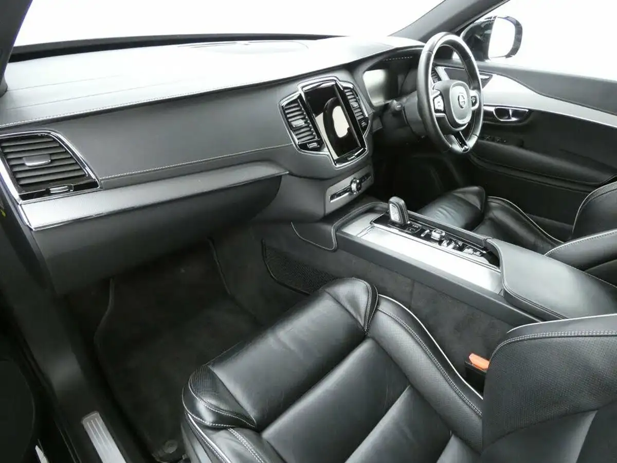 2021-volvo-xc90-20td-b5-r-design-big-22