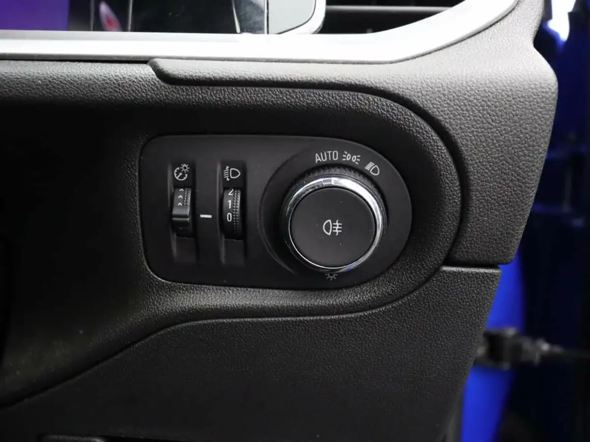 2023-vauxhall-grandland-12-gs-130ps-big-29