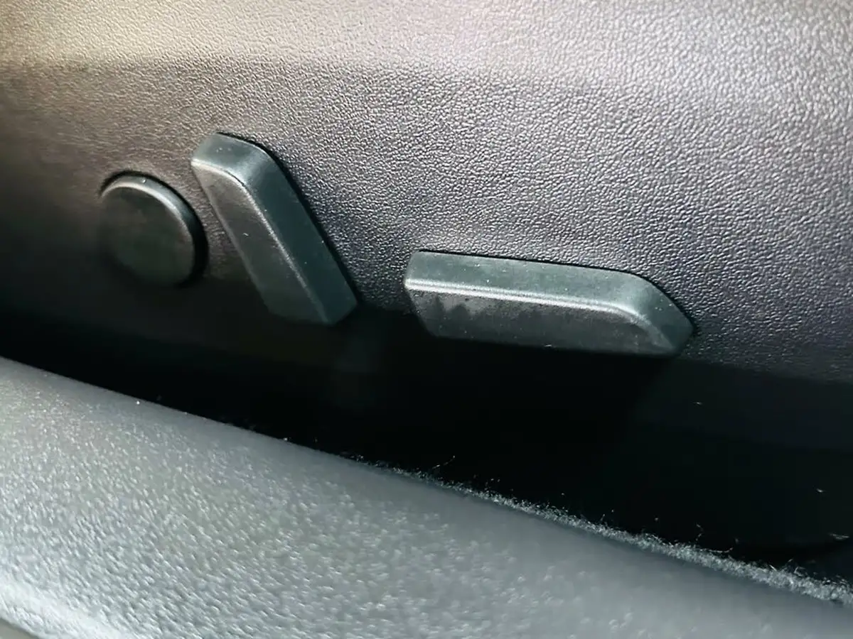 2019-tesla-model-3-e-4x4-performance-pack-big-51