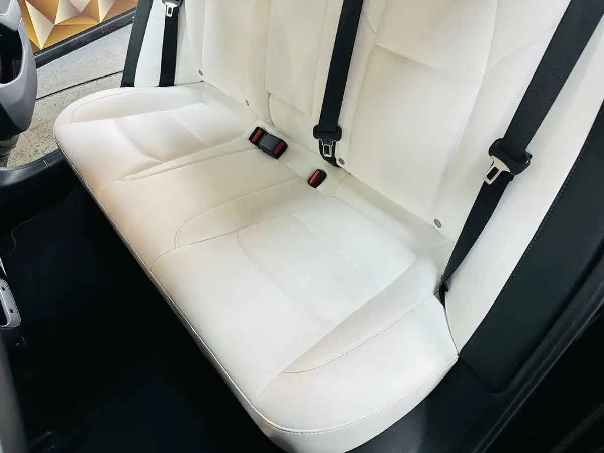2019-tesla-model-3-e-4x4-performance-pack-big-75