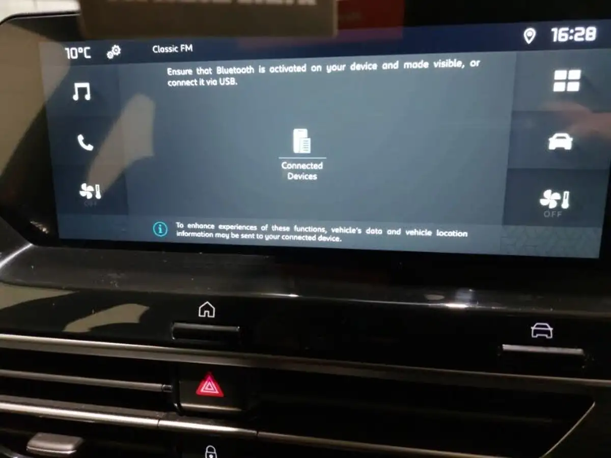 2023-citroen-c4-12-puretech-sense-big-12