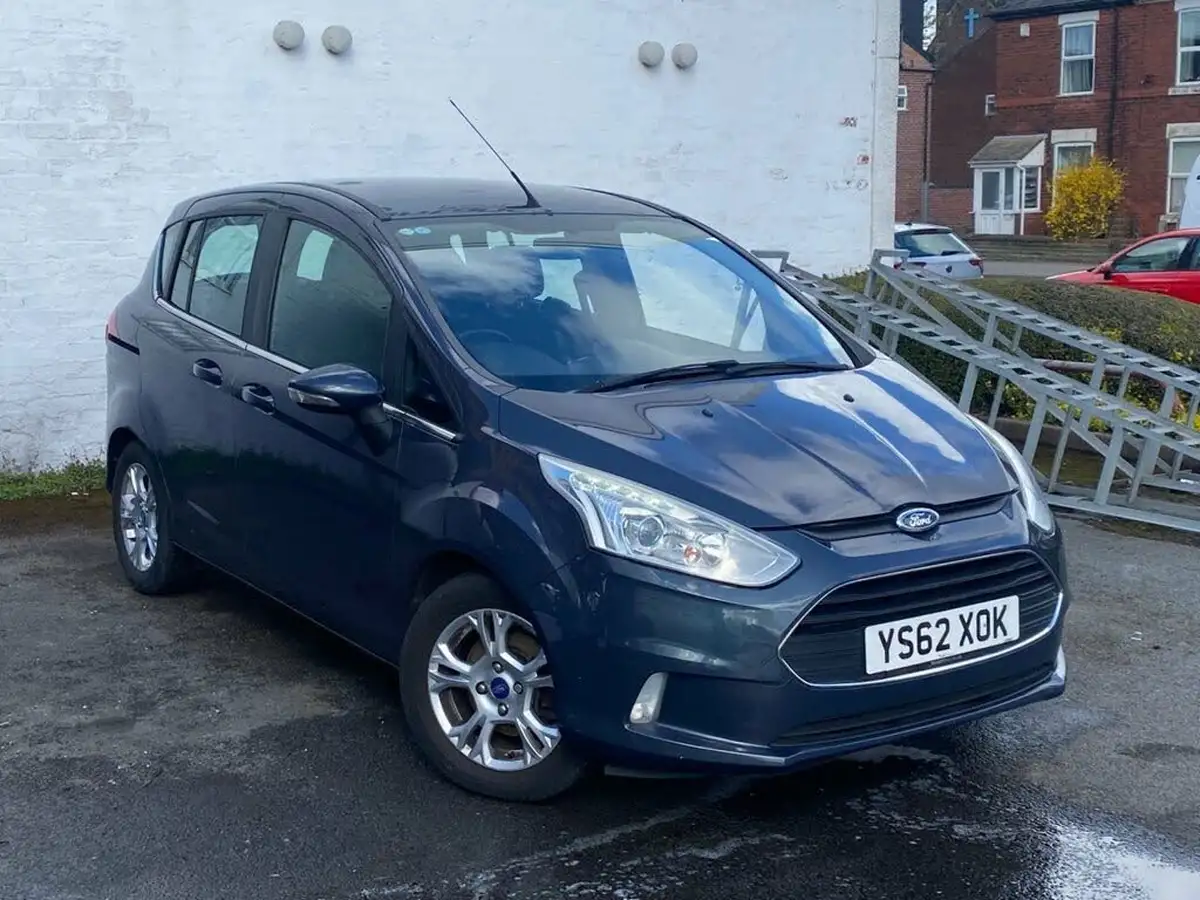 2013-ford-b-max-16-zetec-big-0