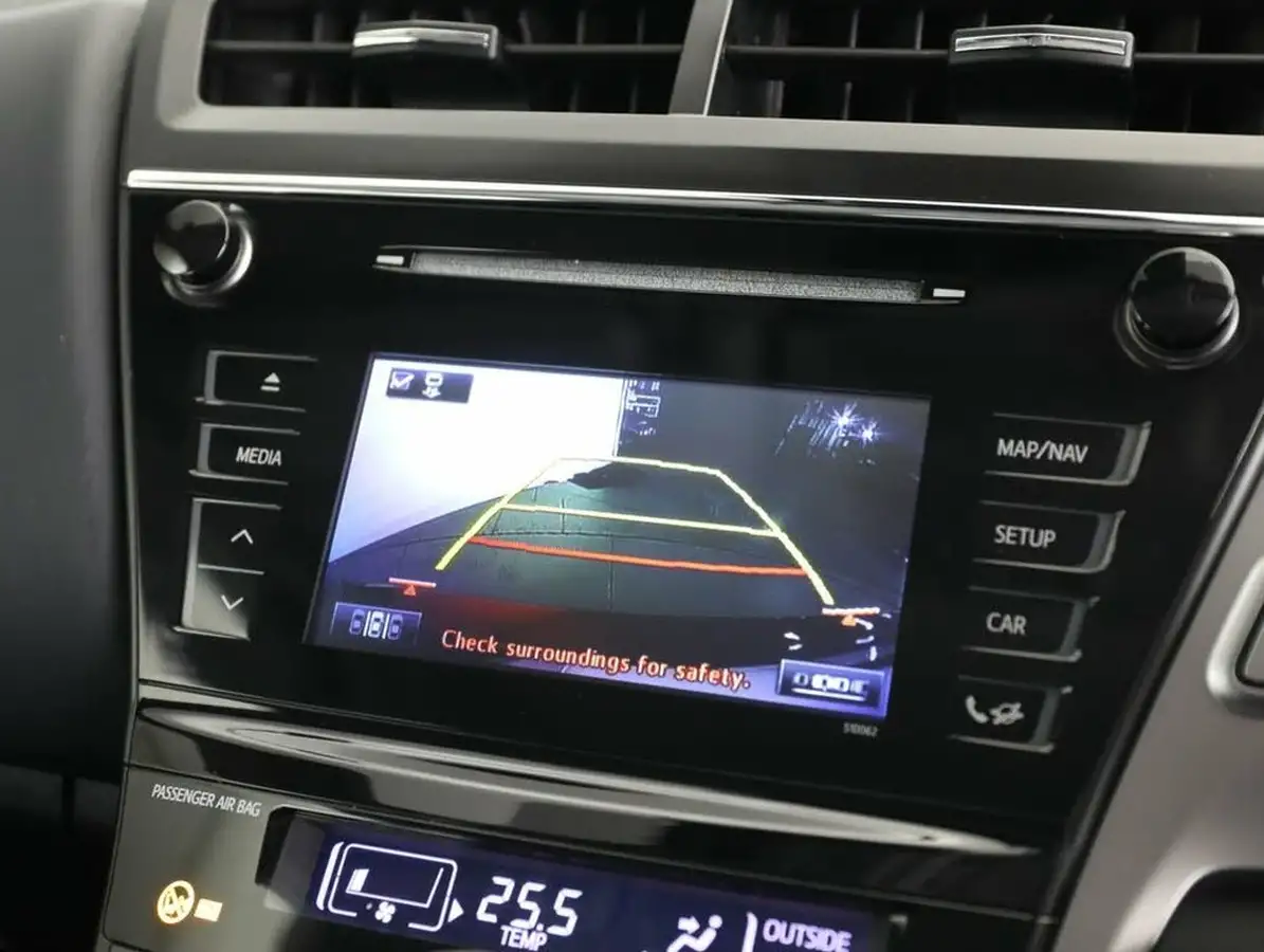 2020-toyota-prius-18-vvt-i-excel-big-20