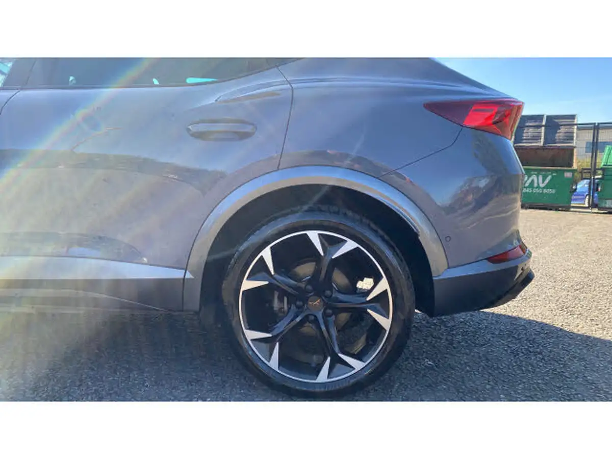 2024-cupra-formentor-14-e-hybrid-v2-big-4