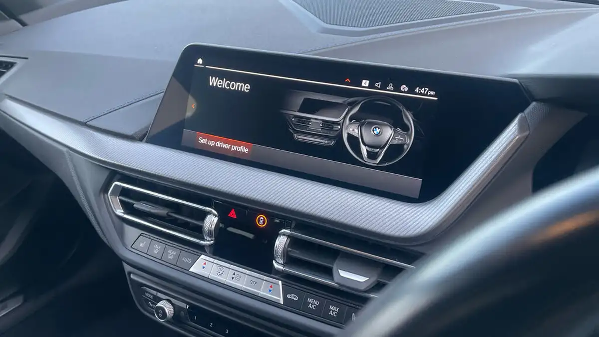 2023-bmw-1-series-15-118i-m-sport-lcp-dct-big-19
