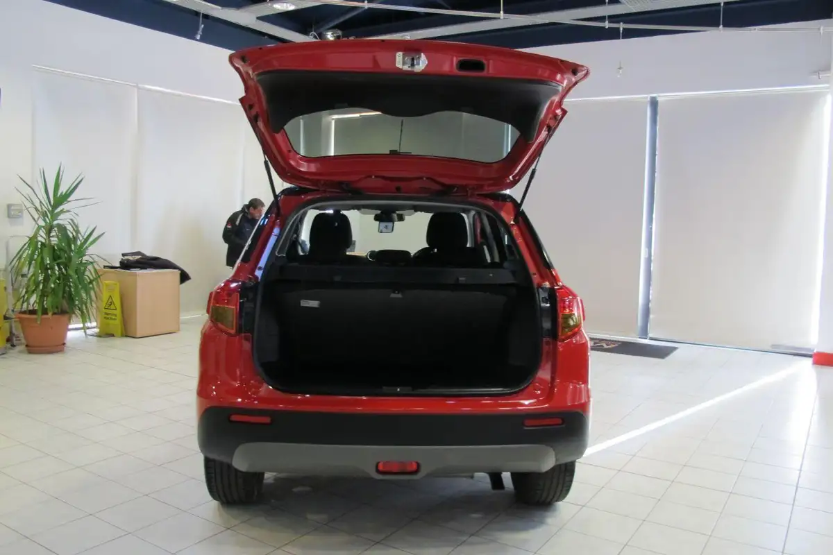 2016-suzuki-vitara-16ddis-sz-t-big-9