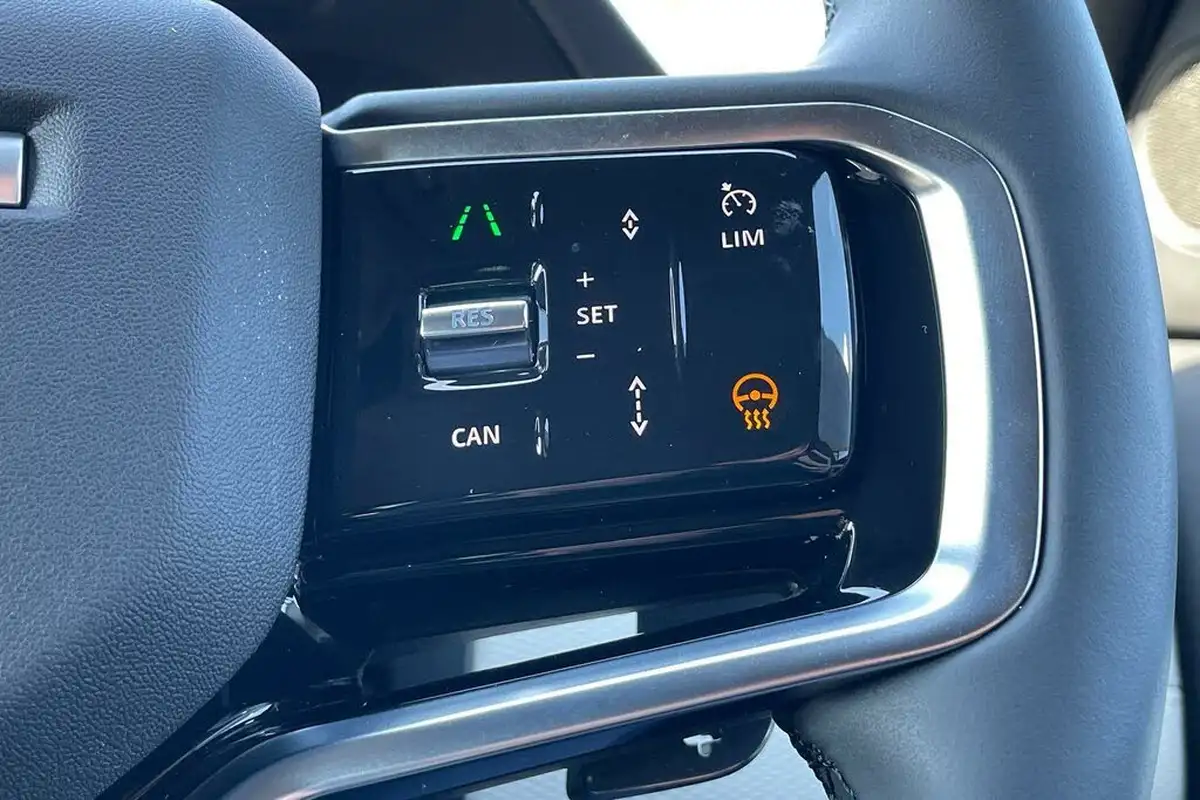 2024-land-rover-discovery-sport-20-d200-dynamic-se-big-27