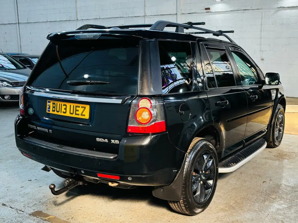 2013-land-rover-freelander-2-22sd4-xs-big-10
