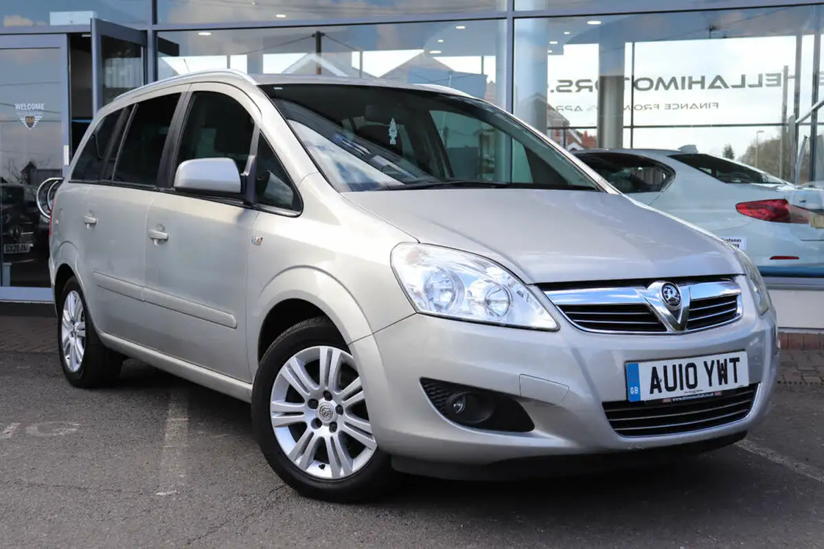 2010-vauxhall-zafira-16-design-big-0