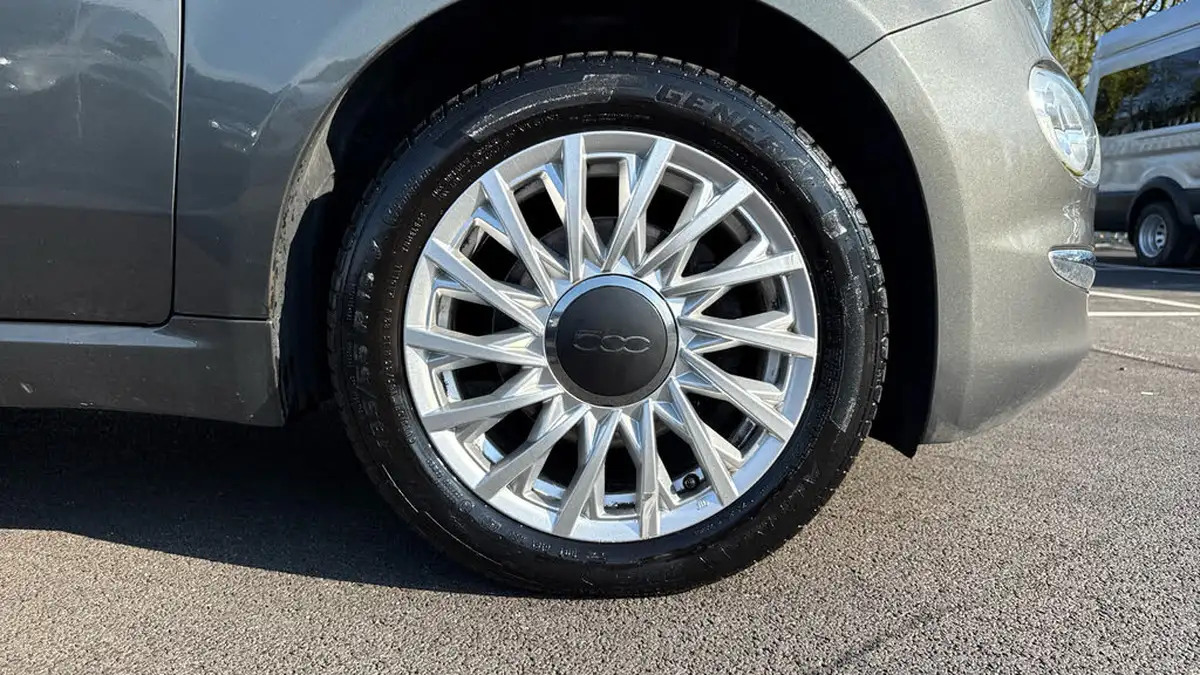 2018-fiat-500-12-lounge-big-19