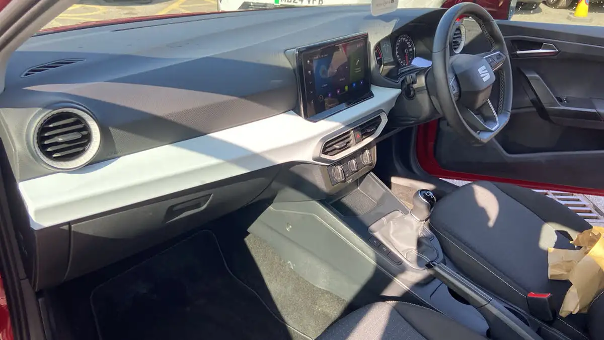 2022-seat-ibiza-10-tsi-se-technology-big-11