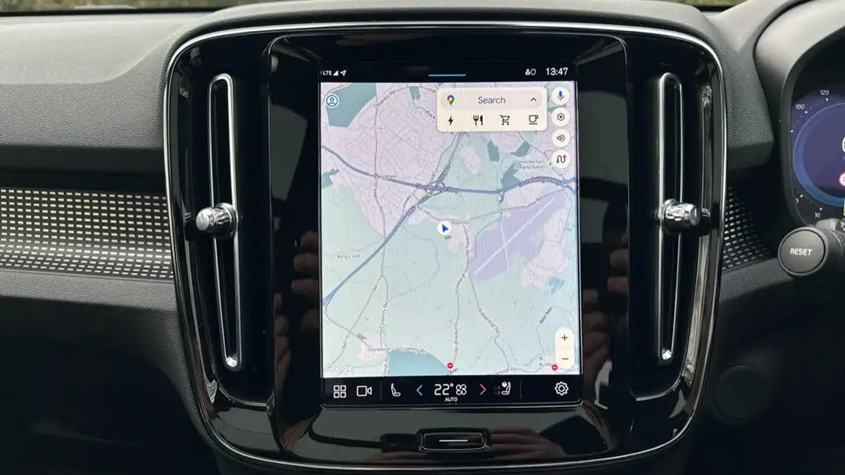 2022-volvo-xc40-e-recharge-pro-big-29