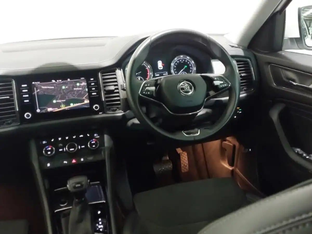 2021-skoda-kodiaq-15-tsi-se-l-dsg-big-6
