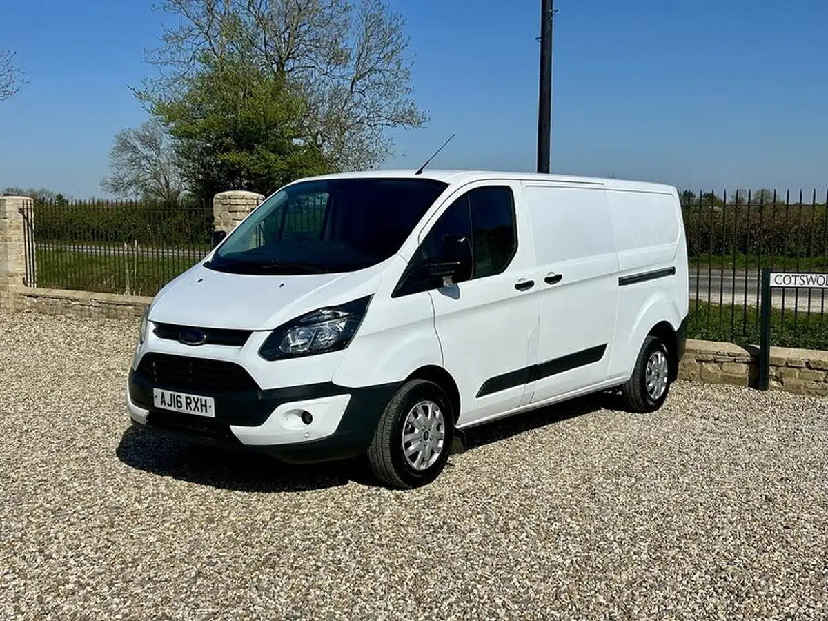2016-ford-transit-custom-22tdci-290-l1h2-100ps-econetic-panel-van-big-24