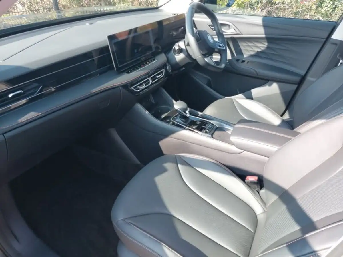 2024-mg-hs-15t-gdi-trophy-273ps-plug-in-hybrid-1496cc-auto-big-4