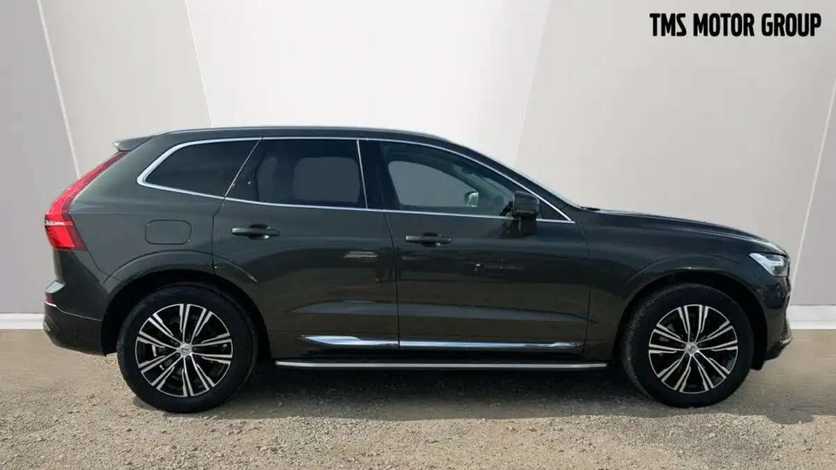 2021-volvo-xc60-20-b5-inscription-big-2